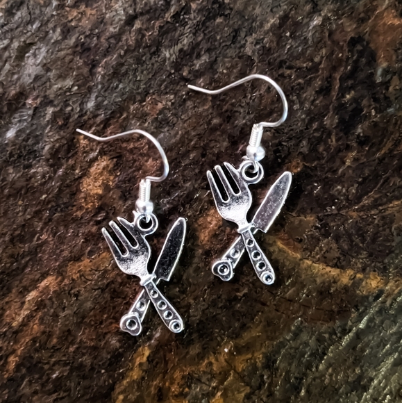 925 Sterling Silver Hypoallergenic Earrings Silver - Picture 2 of 7